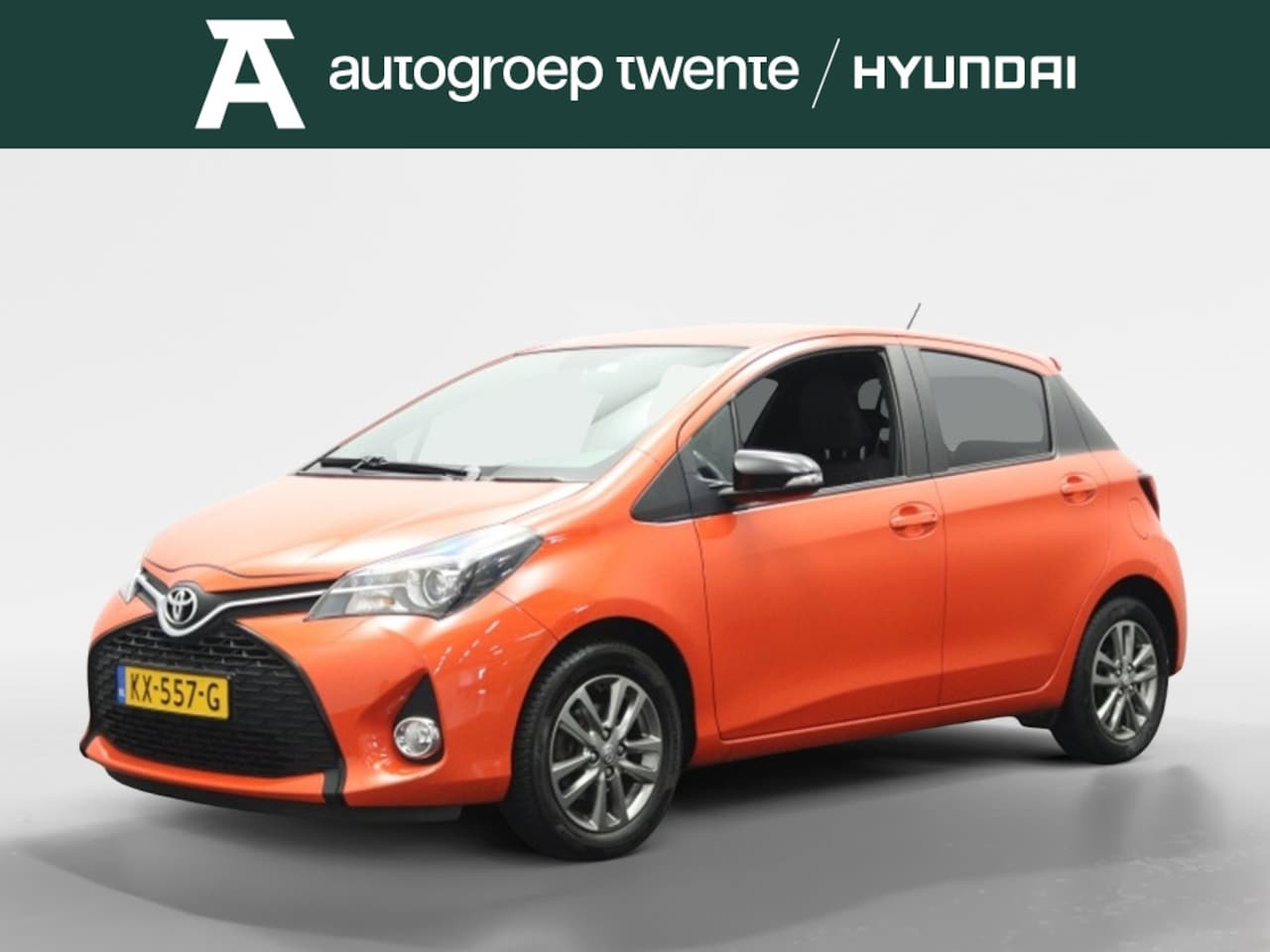 Toyota Yaris - 1.3 VVT-i Orange Sport | Navigatie | Camera | Cruise control - AutoWereld.nl