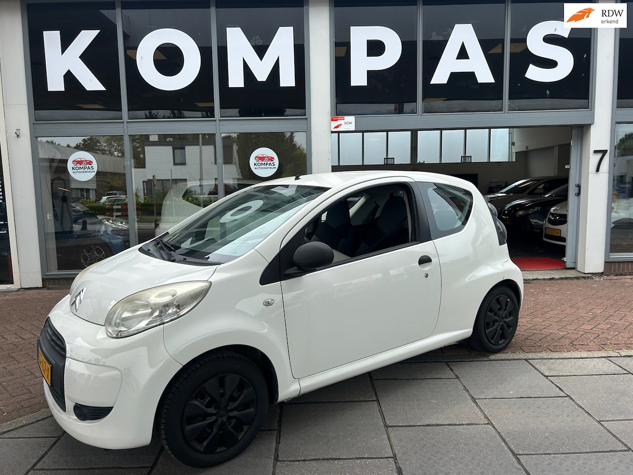 Citroën C1 - 1.0-12V Séduction |1EIG|APK|LAAG KM|Handzender|3DRS| - AutoWereld.nl