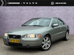 Volvo S60 - 2.4 Kinetic Chrono | Unieke Kilometerstand | Stoelverwarming | Schuif/Kanteldak | Trekhaak