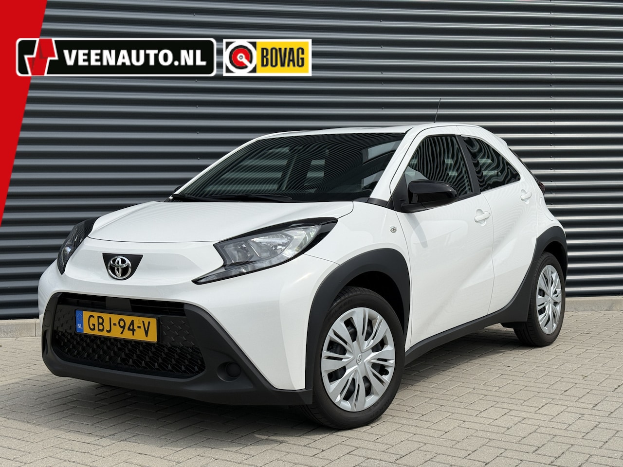 Toyota Aygo X - 1.0 VVT-i MT Play Camera/Apple - AutoWereld.nl