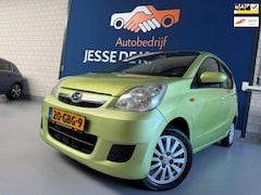 Daihatsu Cuore - 1.0 Premium /bj.2008 / lemon / 1e eigenaar / NAP met 153659 km.en APK tot 05/2027 / airco