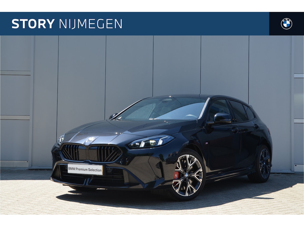 BMW 1-serie - 120 M Sport Automaat / Sportstoelen / Adaptieve LED / Comfort Access / Achteruitrijcamera - AutoWereld.nl