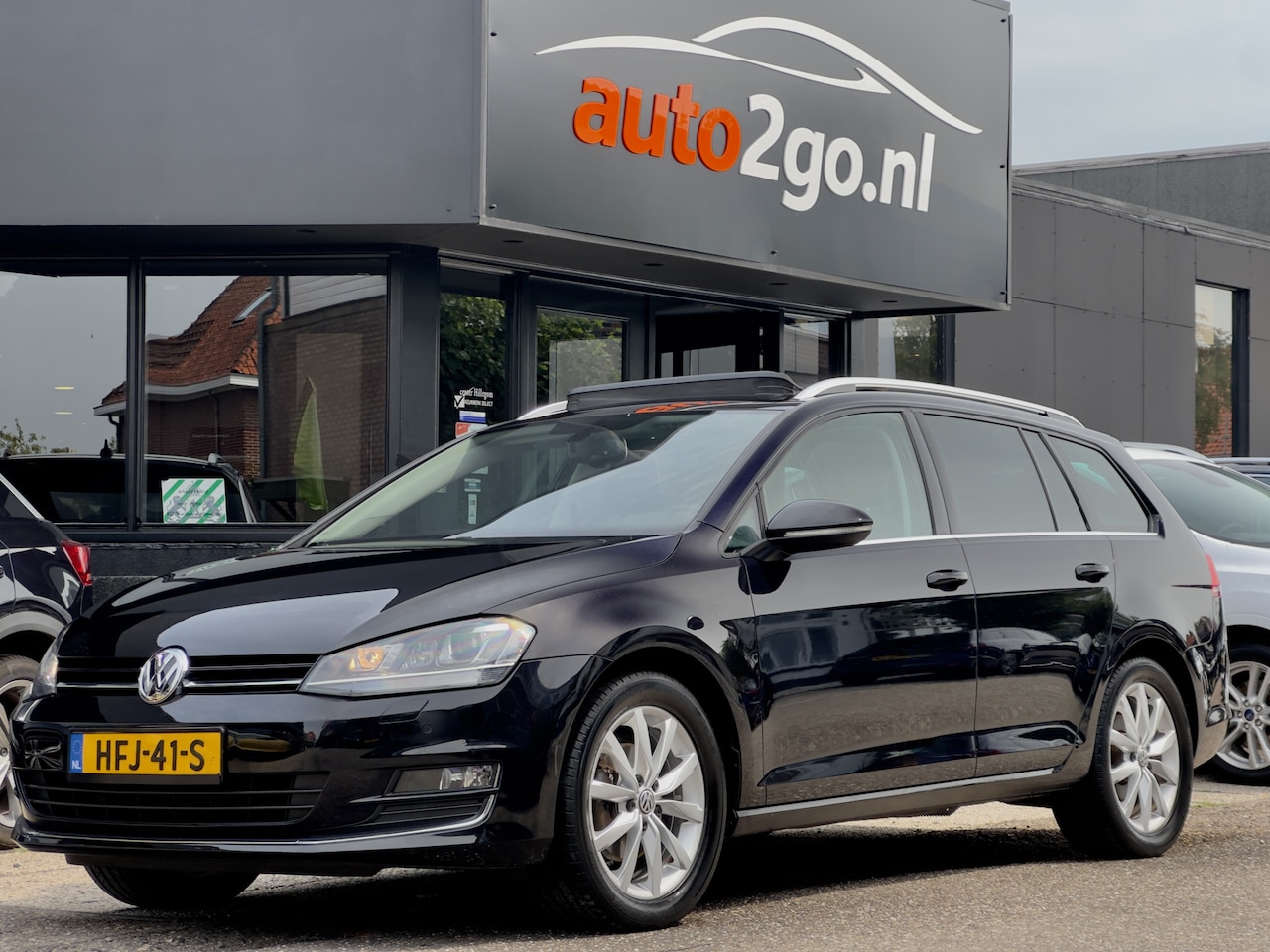 Volkswagen Golf Variant - 1.4 TSI AUT7 CONNECTED SERIES PANODAK NAVI AIRCO LED LMV PDC - AutoWereld.nl