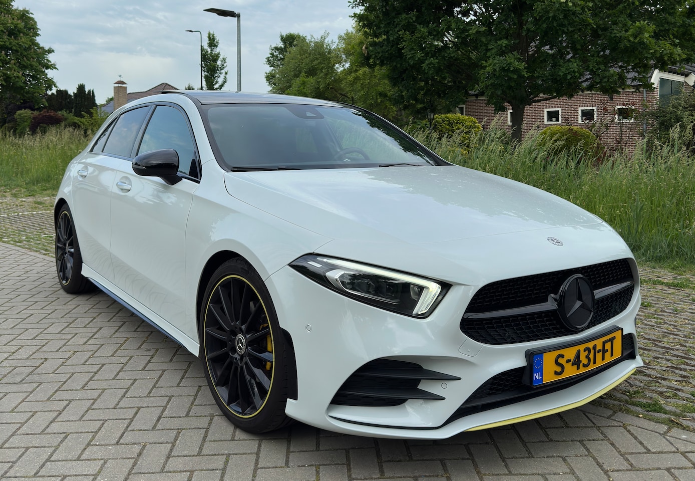 Mercedes-Benz A-klasse - 200 Launch Edition Premium AMG edition One - AutoWereld.nl