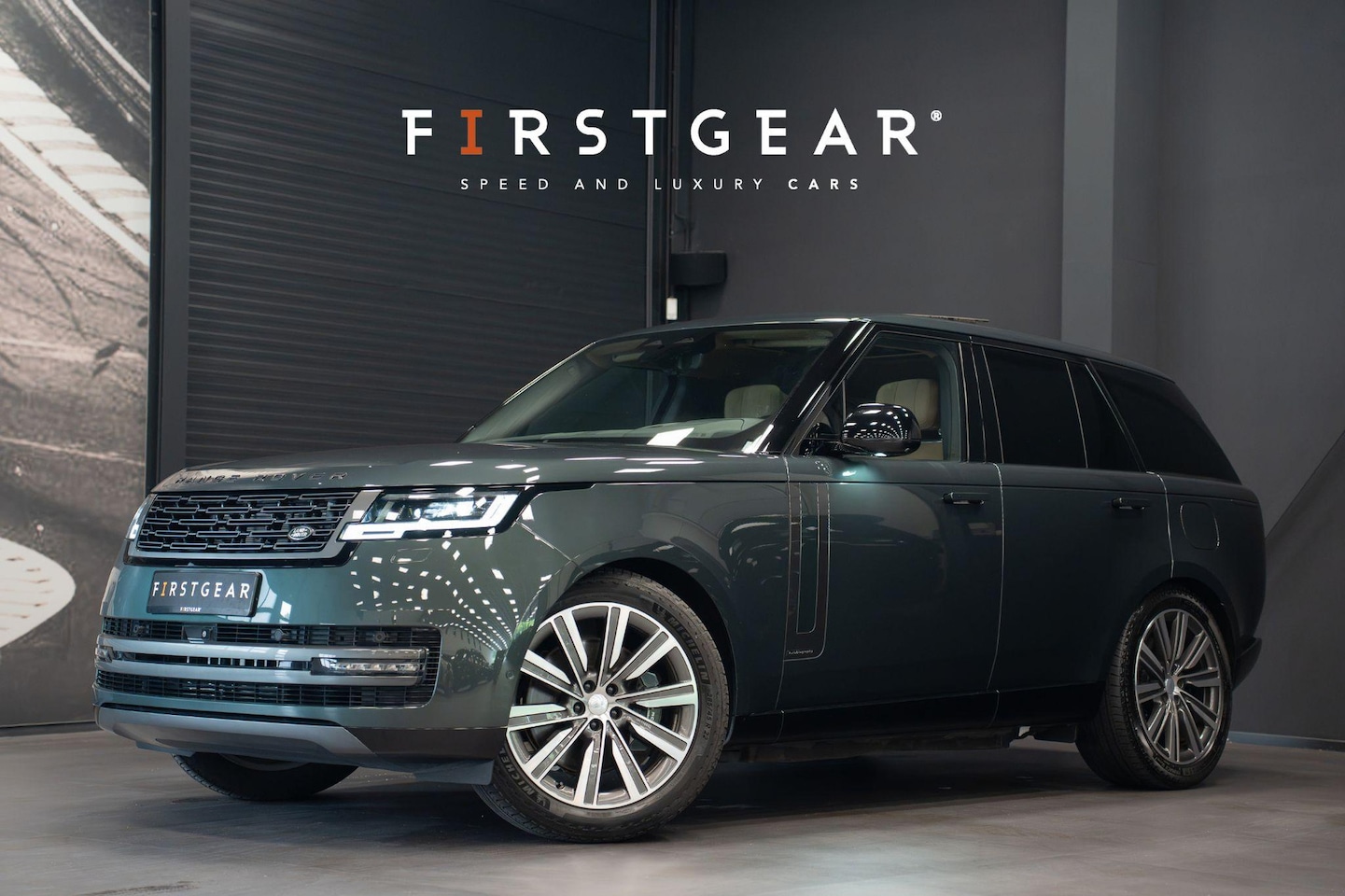 Land Rover Range Rover - 3.0 P550e Autobiography PHEV *Medirian Signature / SV Bespoke Interieur / Stoelventilatie - AutoWereld.nl