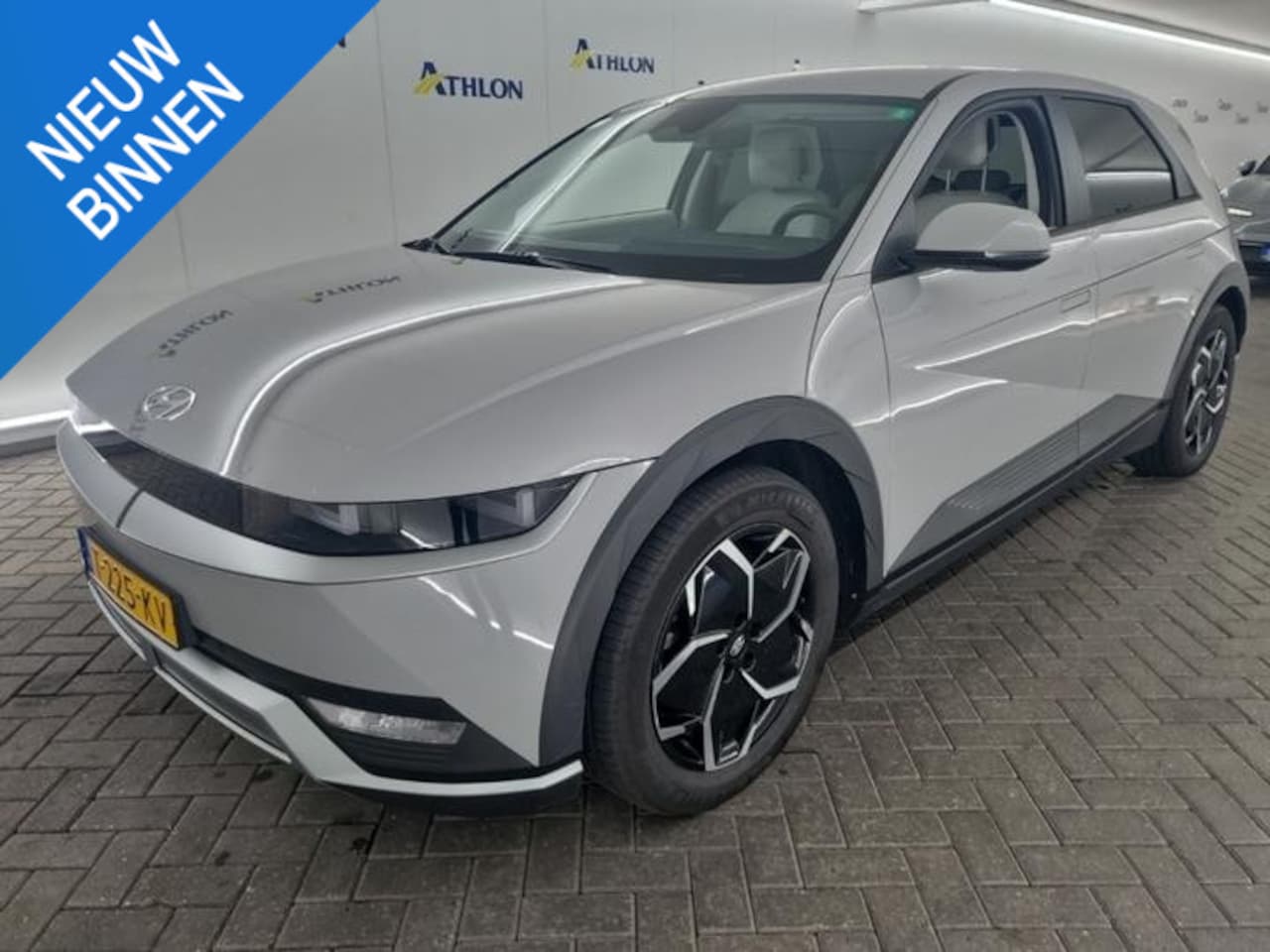 Hyundai IONIQ 5 - CONNECT+ 77.4 KWH (100% SOH) I P-CAMERA I WARMTEPOMP I STOELVERWARMING I TREKHAAK I ADAPTI - AutoWereld.nl