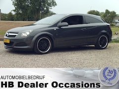 Opel Astra GTC - 1.6 Business - Airco - Navigatie
