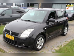 Suzuki Swift - 1.5 Exclusive Sport 5-deurs Airco LM-Velgen Zwart Key-less start Elec pakket APK NAP