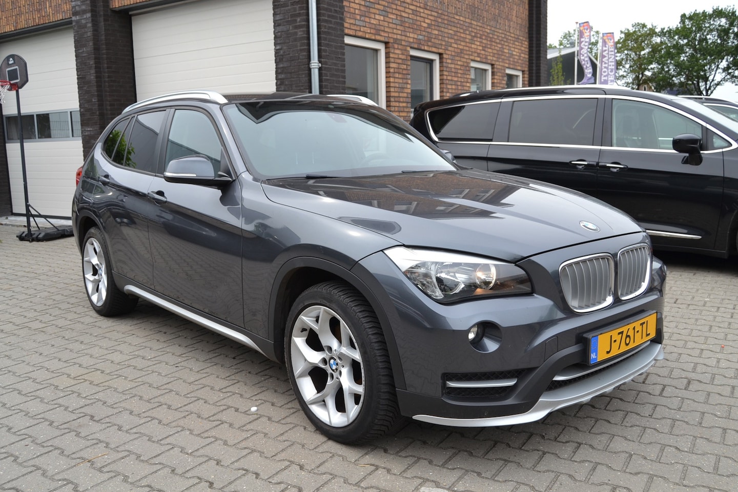 BMW X1 - SDrive16d High Executive - AutoWereld.nl