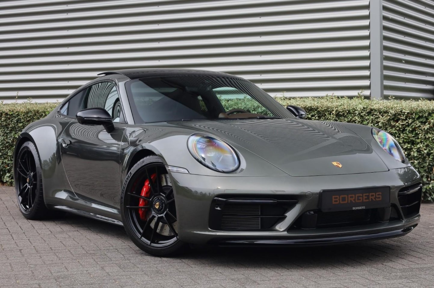 Porsche 911 - 992 Carrera 4 GTS Burmester l SportDesign l Lift - AutoWereld.nl