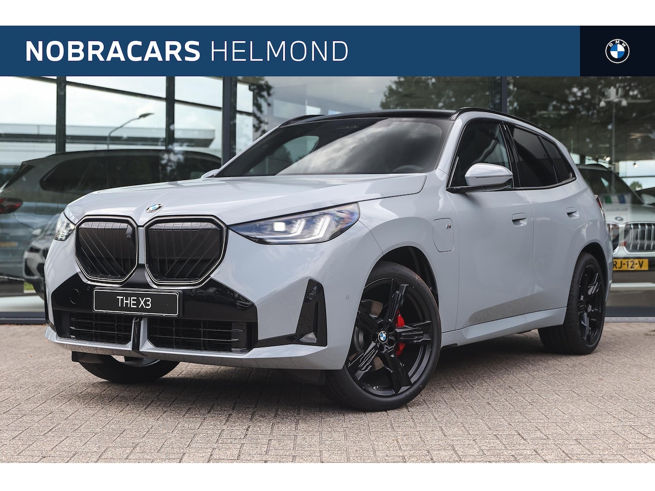 BMW X3 - 30e xDrive M Sport Automaat / Panoramadak / Trekhaak / Sportstoelen / Parking Assistant Pl - AutoWereld.nl