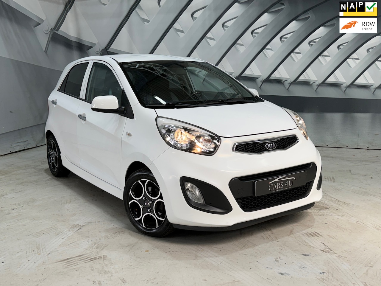 Kia Picanto - 1.0 CVVT World Cup Ed. nieuwe koppeling - AutoWereld.nl