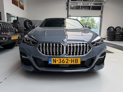 BMW 2-serie Gran Coupé - M Sport HUD Carplay Panoramadak 19 inch M Sport velgen