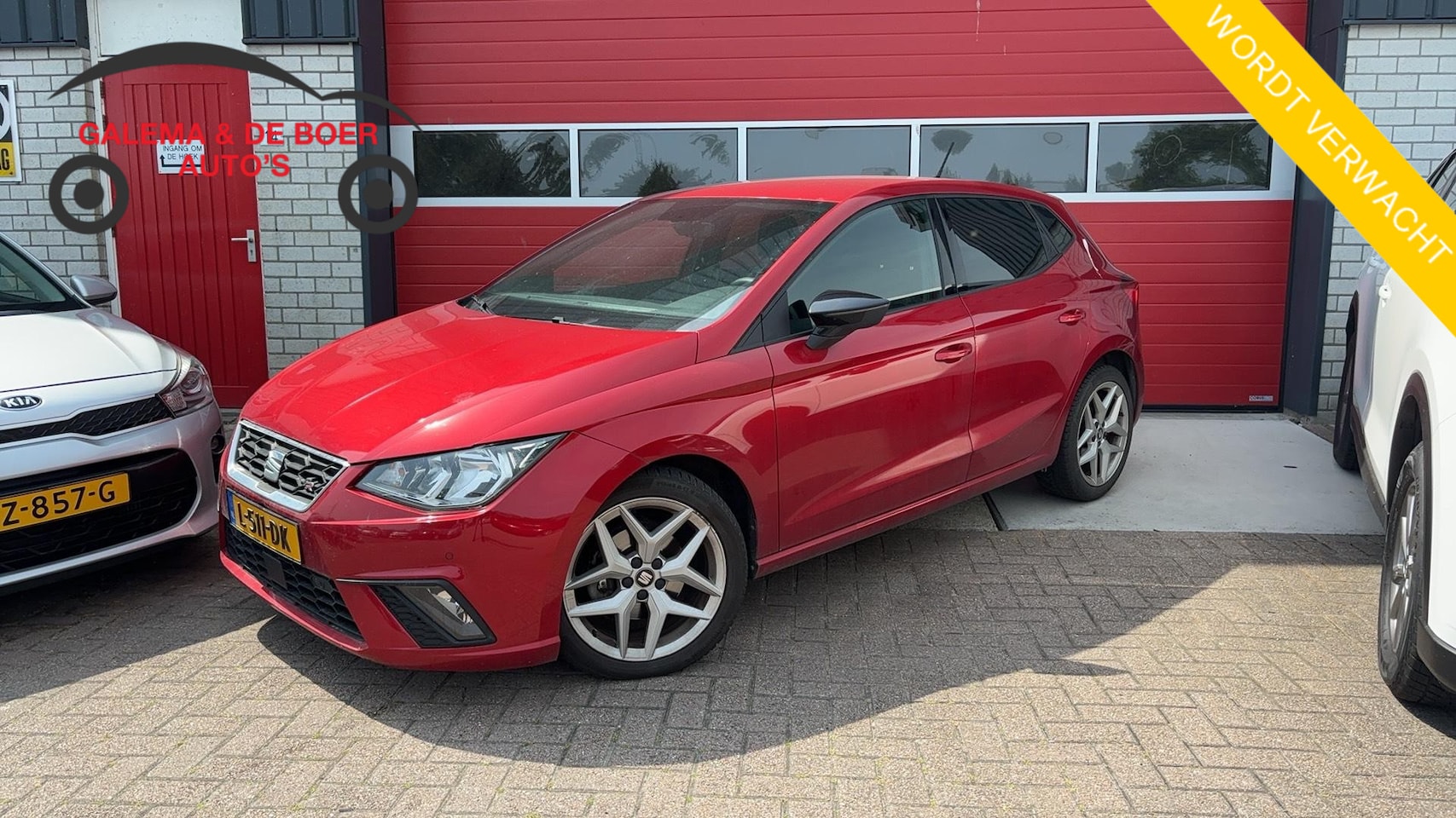 SEAT Ibiza - 1.0 TSI FR Business Intense CAMERA / CARPLAY / NAVI / CLIMA / PDC / BLUETOOTH / CRUISE / N - AutoWereld.nl