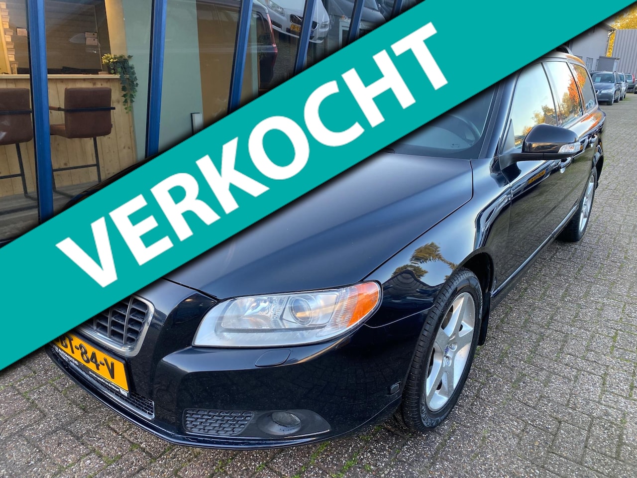 Volvo V70 - 2.5FT Momentum H.LEER / ECC / PDC / YOUNGTIMER - AutoWereld.nl