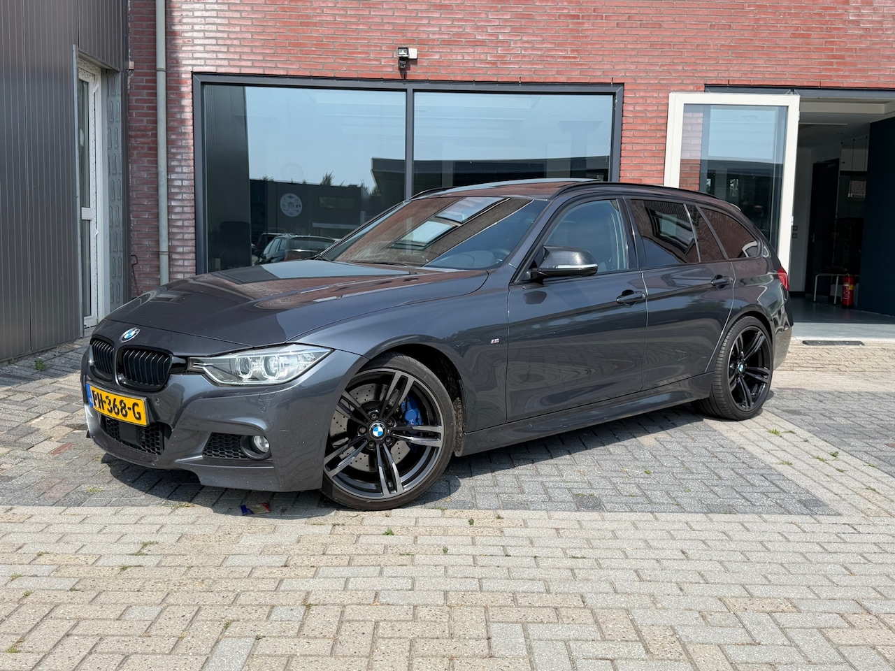 BMW 3-serie Touring - 335i xDrive High Executive | Pano | Memory | Leer | Navi | Clima | cruise | - AutoWereld.nl