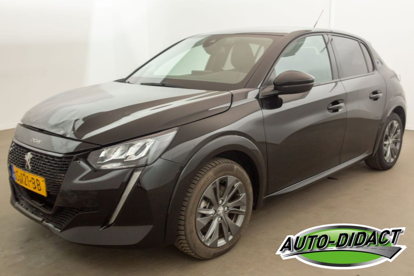 Peugeot e-208 - EV 50 kWh Allure Pack EV 50 kWh Allure Pack - AutoWereld.nl