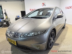 Honda Civic - 1.8 Sport AUT/AIRCO/CRUIS/PSENSOR/APK/NAP/1EIG