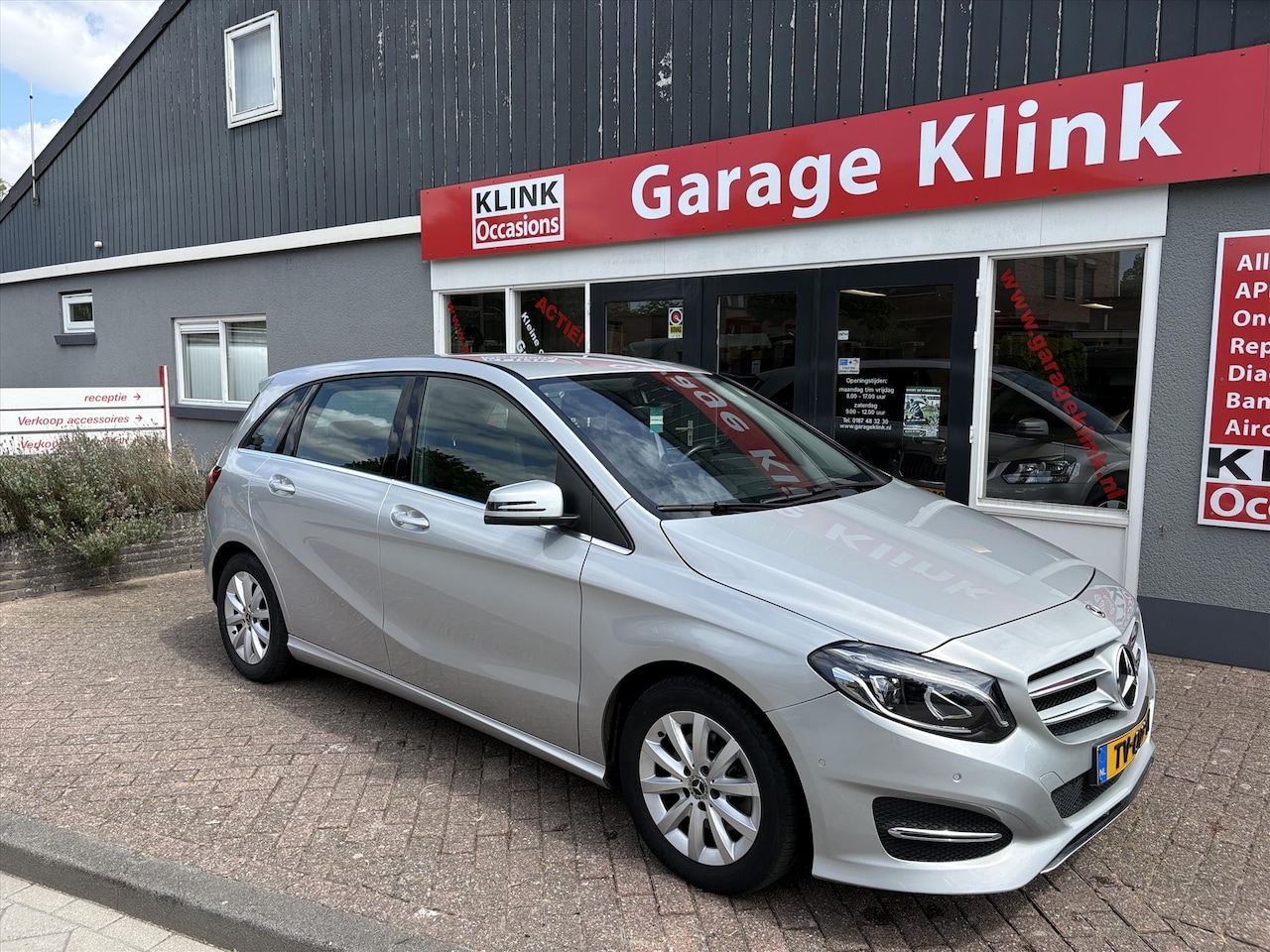 Mercedes-Benz B-klasse - B 180 122PK 7G-DCT Prestige - AutoWereld.nl