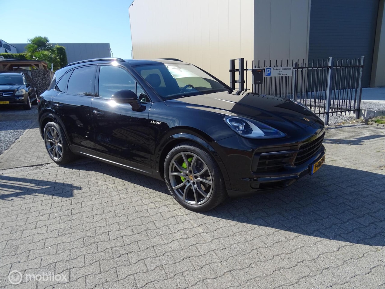 Porsche Cayenne - 3.0 E-Hybrid Sport chrono PASM PDLS - AutoWereld.nl