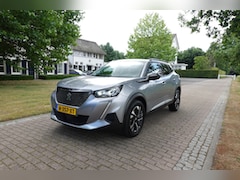 Peugeot 2008 - 1.2 PureTech Allure | LED | NAVI | CarPlay | Cruise Control |