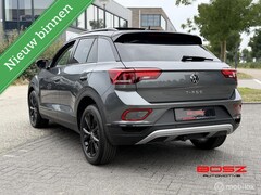Volkswagen T-Roc - 1.5 TSI DSG PANO IQ LANE KEYLESS MASSAGE