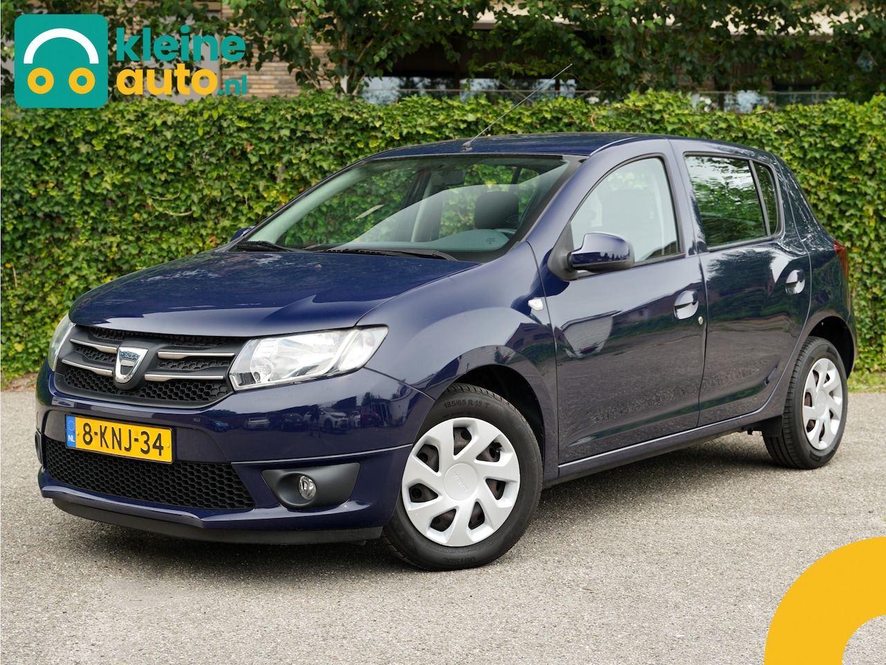 Dacia Sandero - 0.9 TCe Lauréate NIEUWE APK | Parkeersensoren | Elektr. ramen - AutoWereld.nl