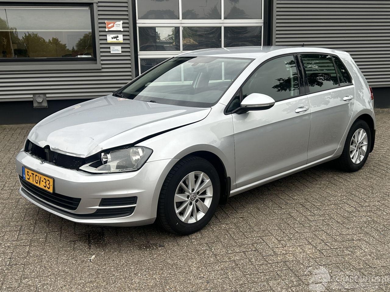 Volkswagen Golf - 1.2 TSI Comfortline 1.2 TSI Comfortline - AutoWereld.nl