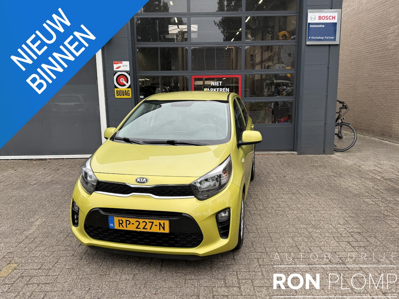 Kia Picanto - 1.0 CVVT ComfortPlusLine Navigator / Airco/ Navigatie/ Camera/ Apple carplay/ LMV - AutoWereld.nl
