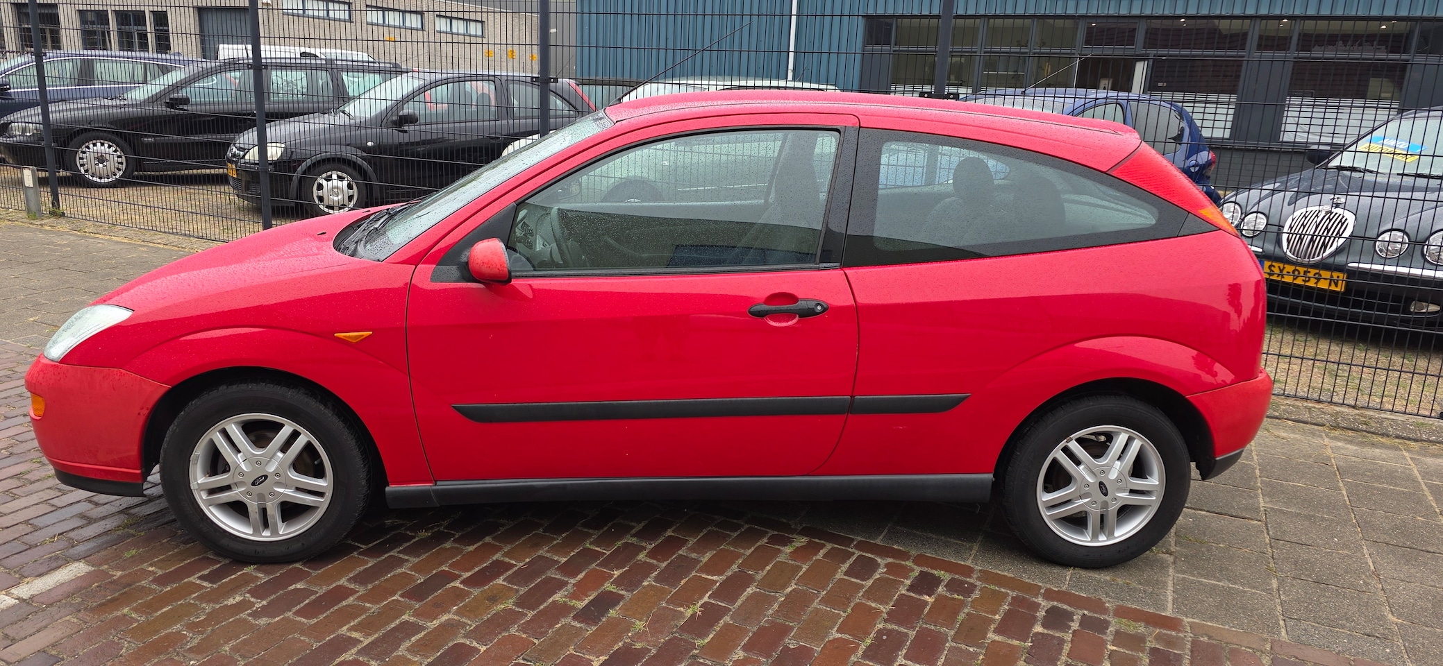 Ford Focus - 1.6-16V Trend