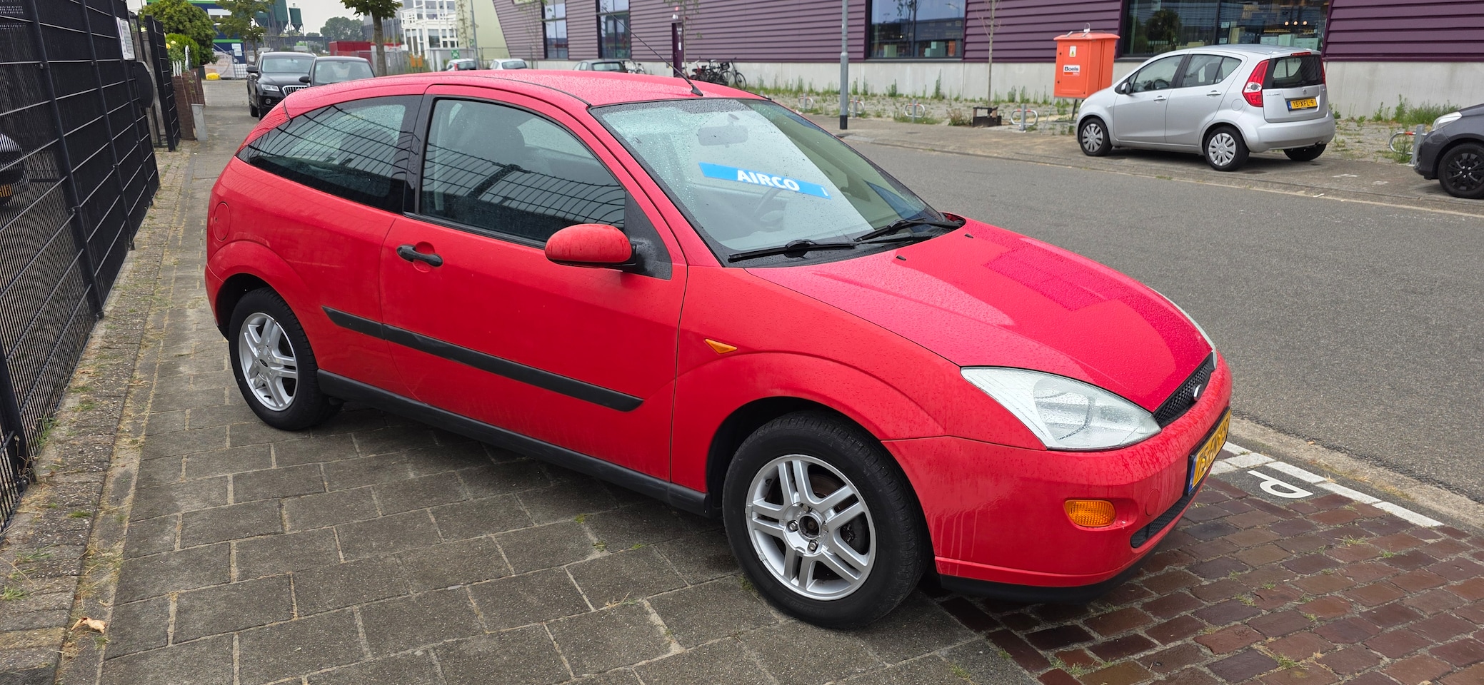 Ford Focus - 1.6-16V Trend