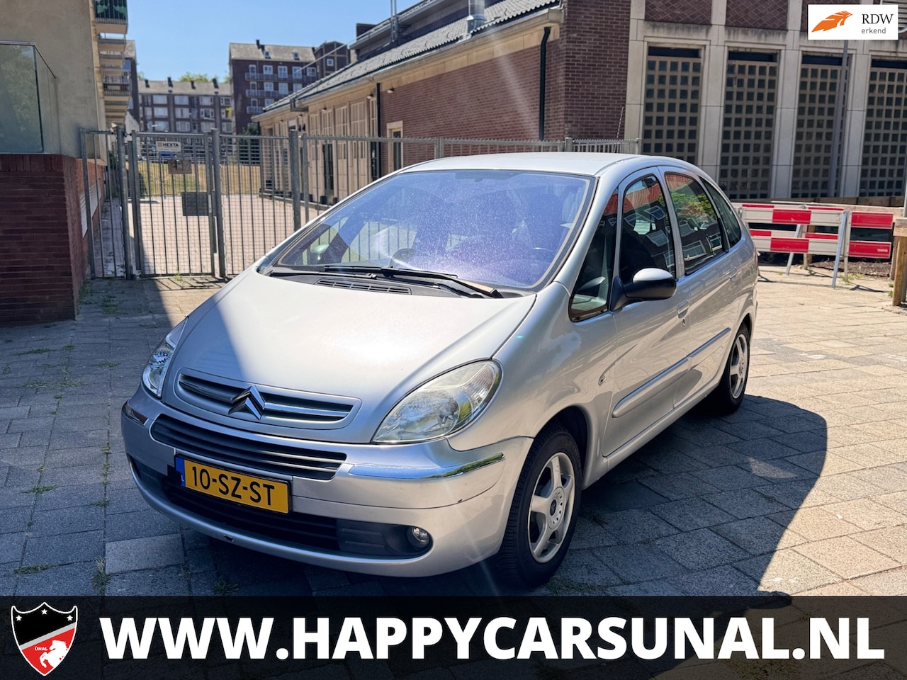 Citroën Xsara Picasso - 2.0i-16V Caractère 2.0i-16V Caractère, AUTOMAAT, APK, NAP, CRUISE - AutoWereld.nl