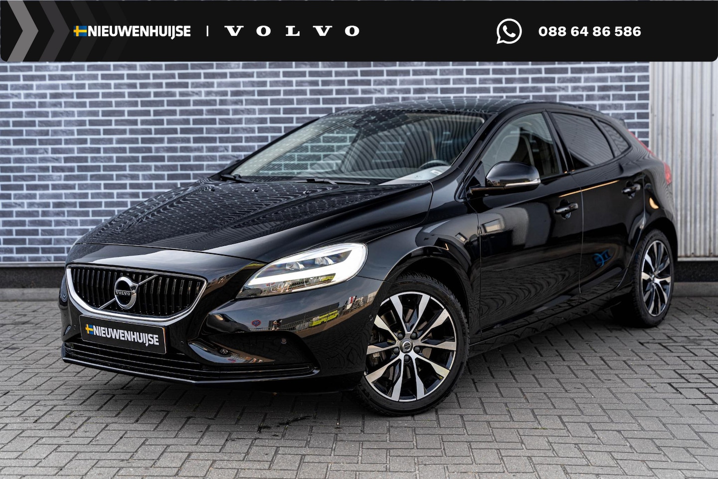 Volvo V40 - 1.5 T3 Dynamic Edition | Trekhaak | Achteruitrijcamera | Parkeersensoren | Panoramadak | H - AutoWereld.nl