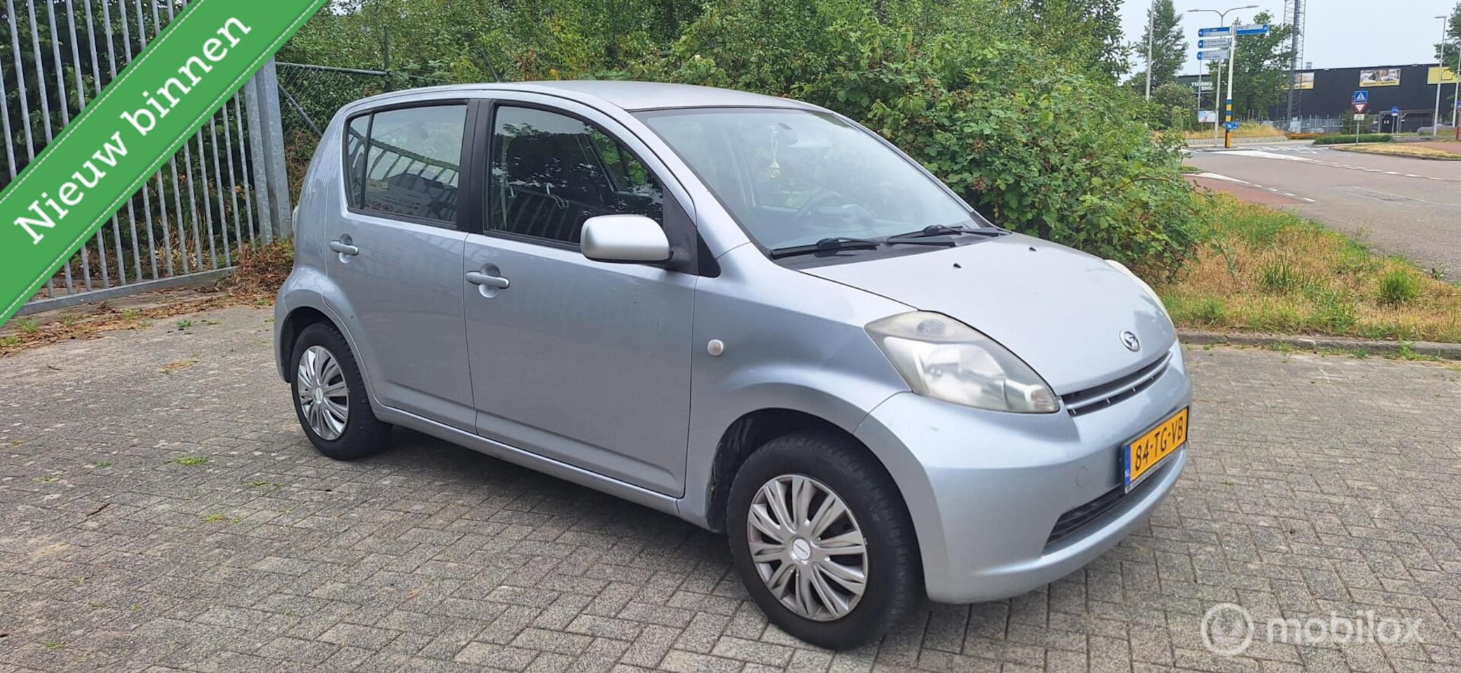Daihatsu Sirion 2 - 1.0-12V Trend 1.0-12V Trend - AutoWereld.nl
