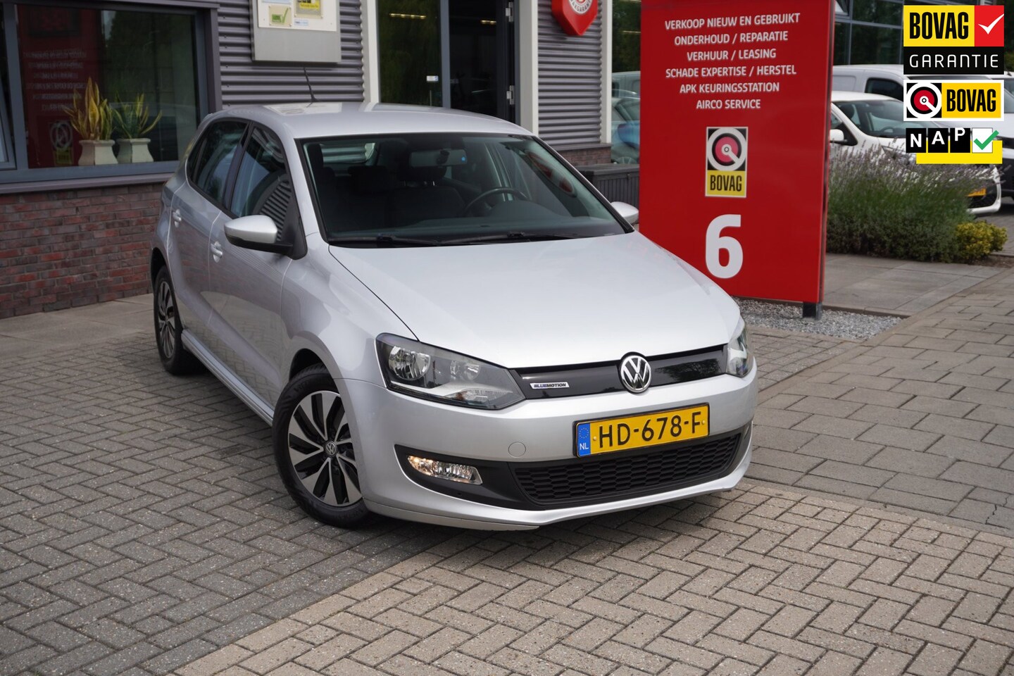 Volkswagen Polo - 1.0 BlueMotion; Apple Carplay; Lichtmetalen wielen; Nieuwe APK - AutoWereld.nl