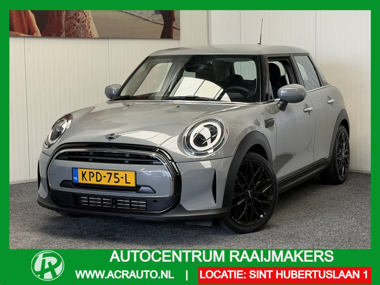 MINI 5-Deurs - 1.5 COOPER CLASSIC AUTOMAAT NAVIGATIE CRUISE CONTROL CLIMATE CONTROL BLUETOOTH TELEFOON AP - AutoWereld.nl