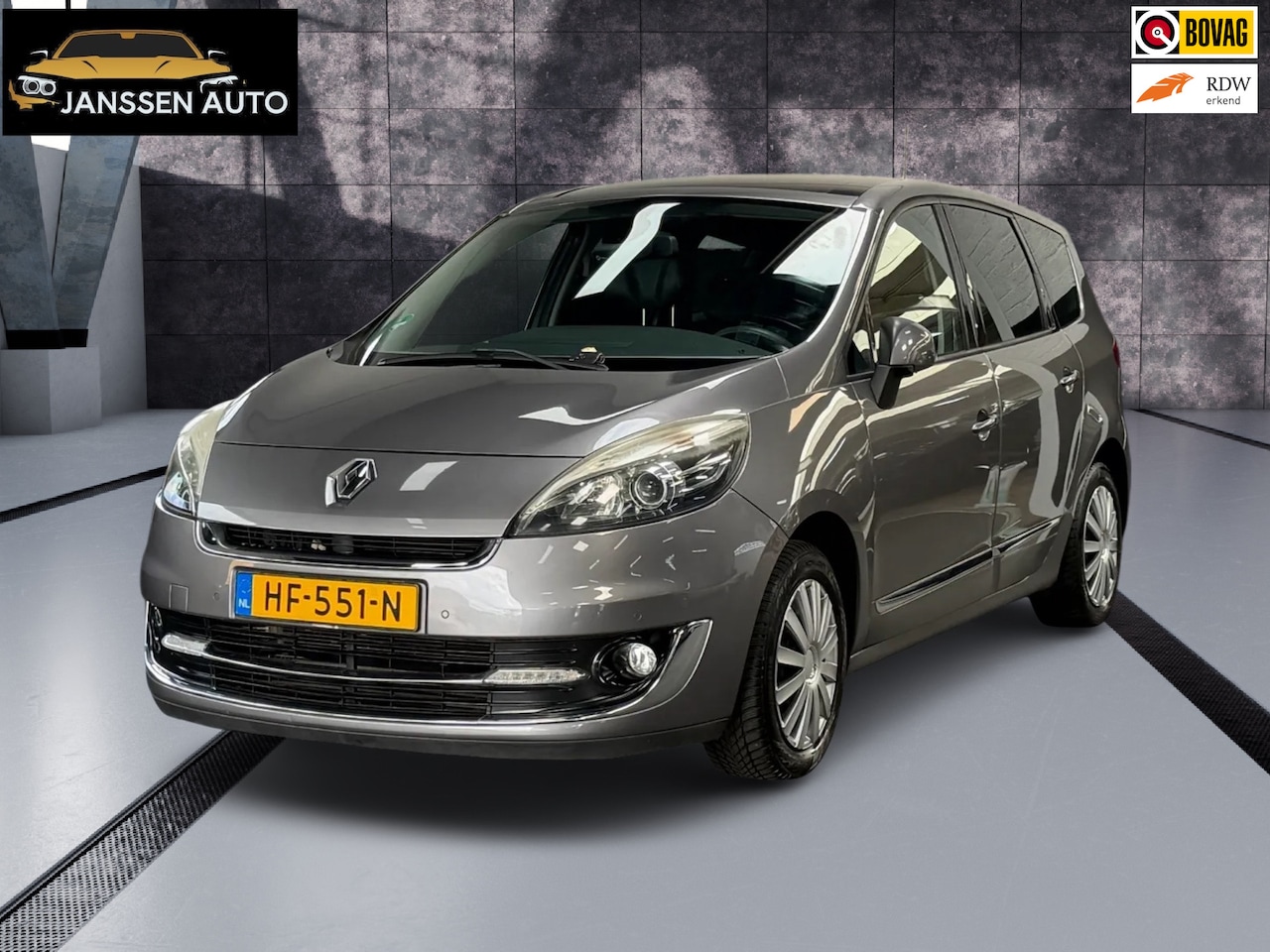 Renault Grand Scénic - 1.4 TCe Privilege 7p.| Pano | Leder | Camera | Trekhaak | Meeneemprijs / Handel - AutoWereld.nl