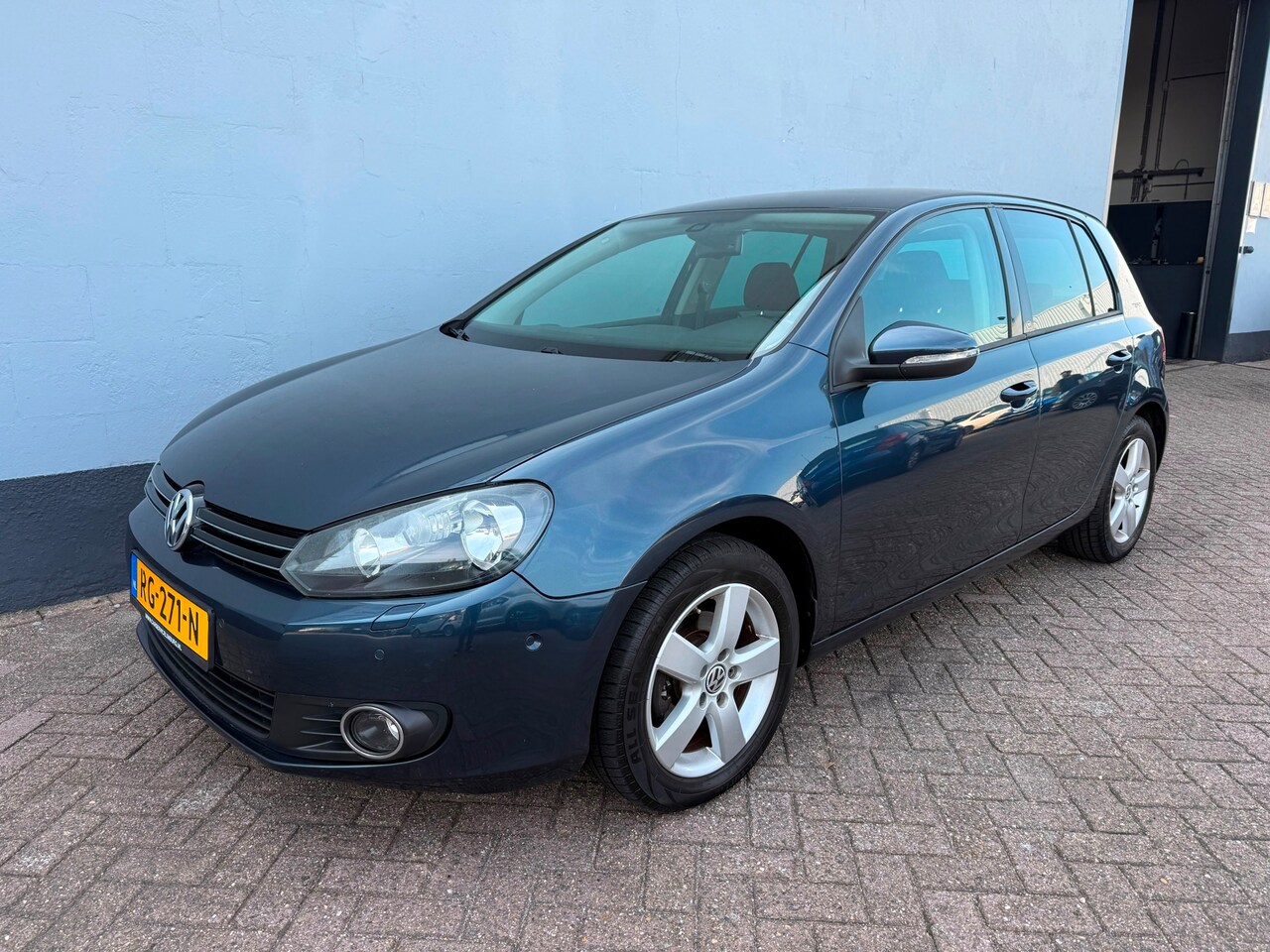 Volkswagen Golf - 1.2 TSI Trendline BlueMotion 5-Deurs - LMV - AutoWereld.nl