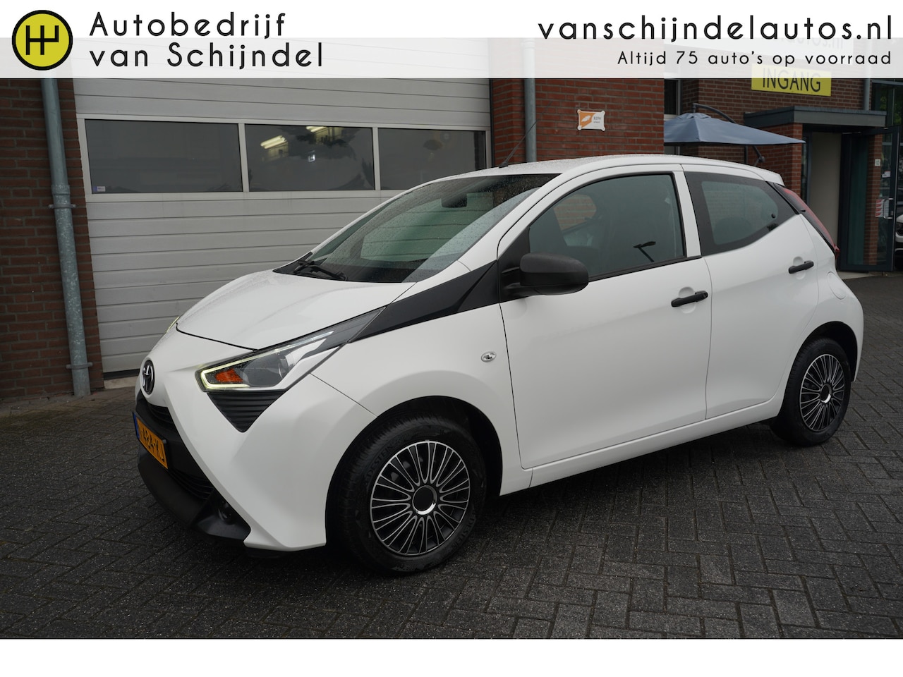 Toyota Aygo - 1.0 VVT-I X-FUN 5DRS ORIGINEEL NEDERLANDS DEALER ONDERHOUDEN AIRCO CRUISECONTROL BLUETOOTH - AutoWereld.nl