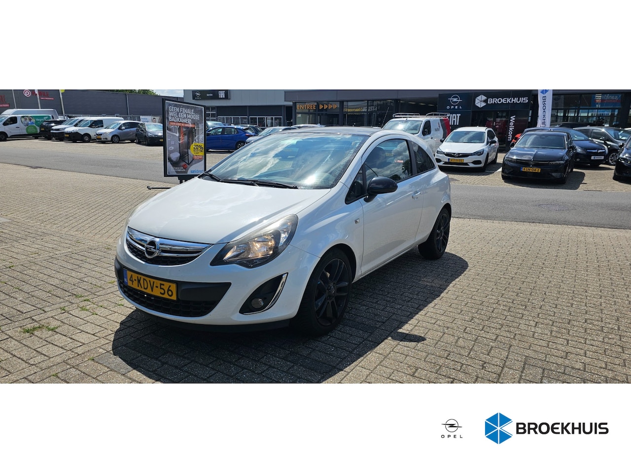 Opel Corsa - 1.4-16V Color Edition / Navigatie via Carplay / Airco / Cruise Control / Bluetooth bellen - AutoWereld.nl