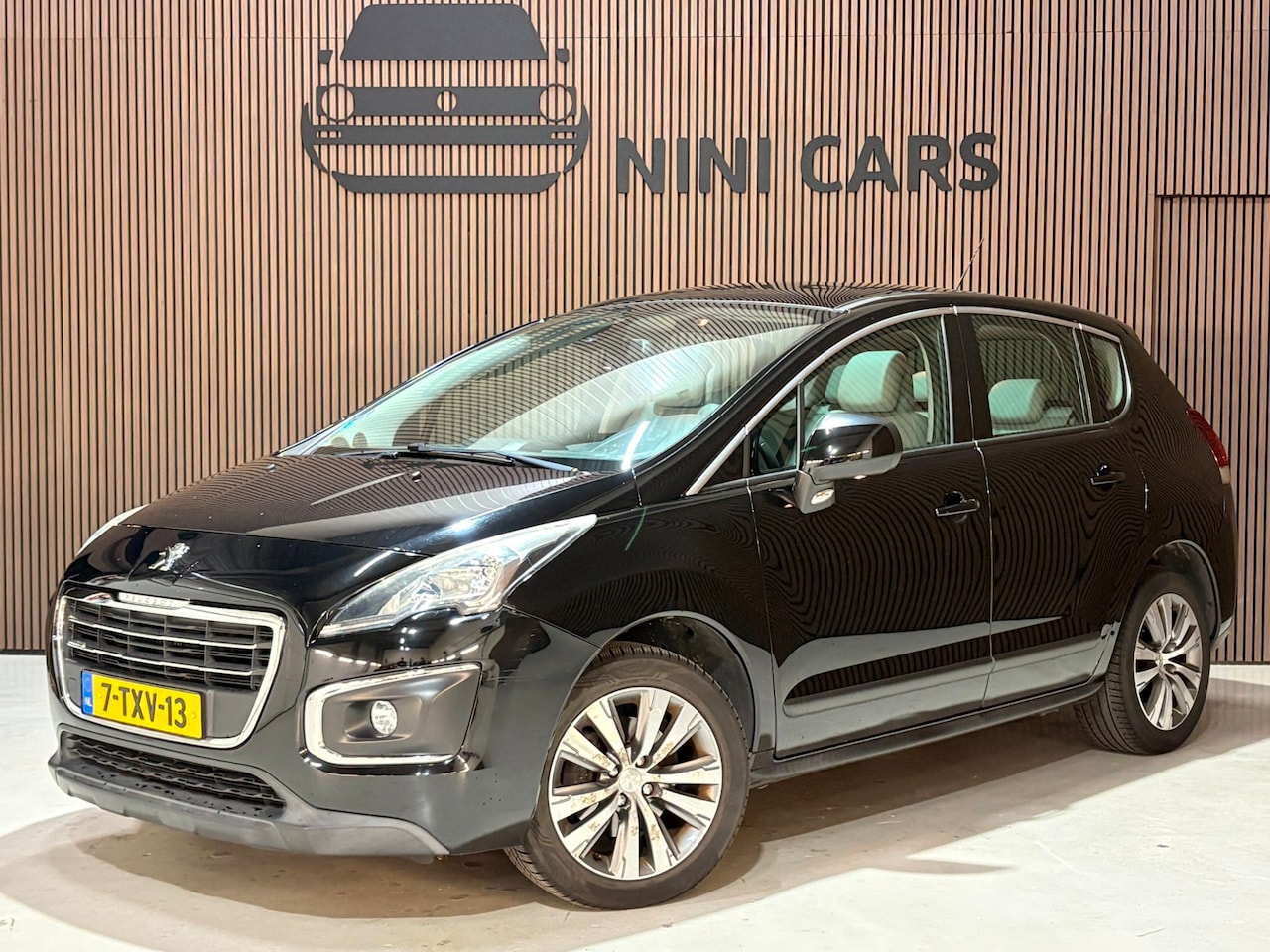 Peugeot 3008 - 1.6 THP Active pano trekhaak camera NAP - AutoWereld.nl
