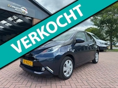 Toyota Aygo - 1.0 VVT-i x-play \ automaat \ camera \ e1