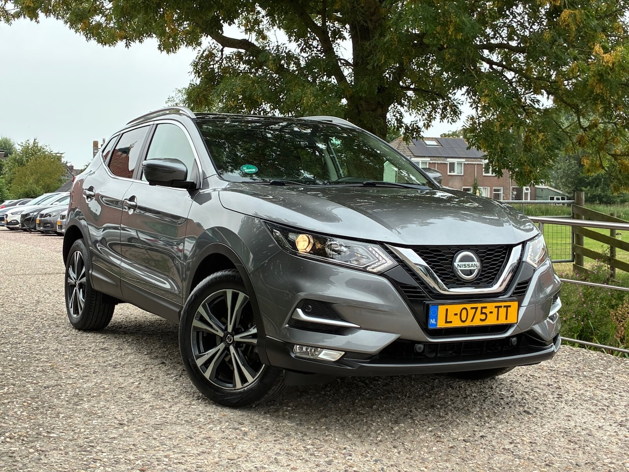 Nissan Qashqai - 1.3 DIG-T N-Connecta | Navi + Clima + Cruise nu €10.975,-!! - AutoWereld.nl
