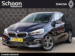 BMW 2-serie Active Tourer - 220i Executive Automaat | Adap. Cruise | Afn. Trekhaak | Stoelverwarming | Camera | Naviga