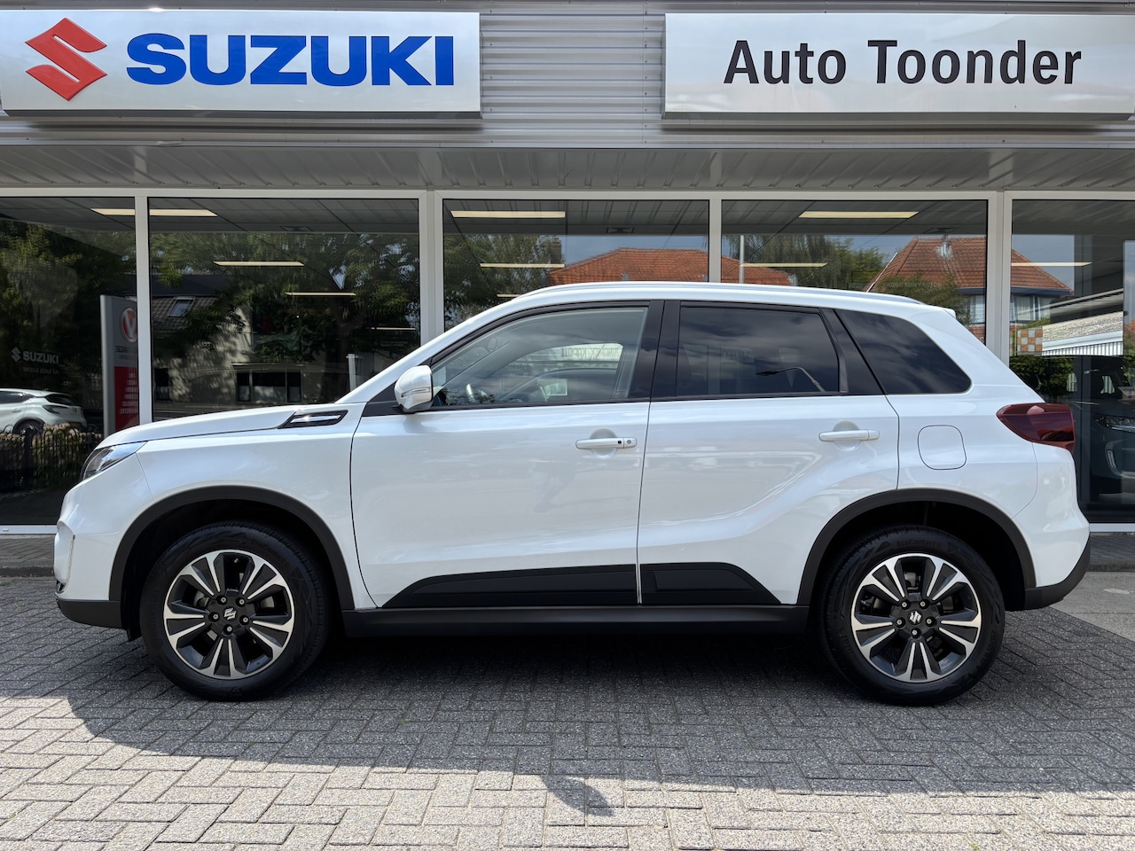 Suzuki Vitara - 1.4 Boosterjet Style Smart Hybrid 1.4 Boosterjet Style Smart Hybrid - AutoWereld.nl