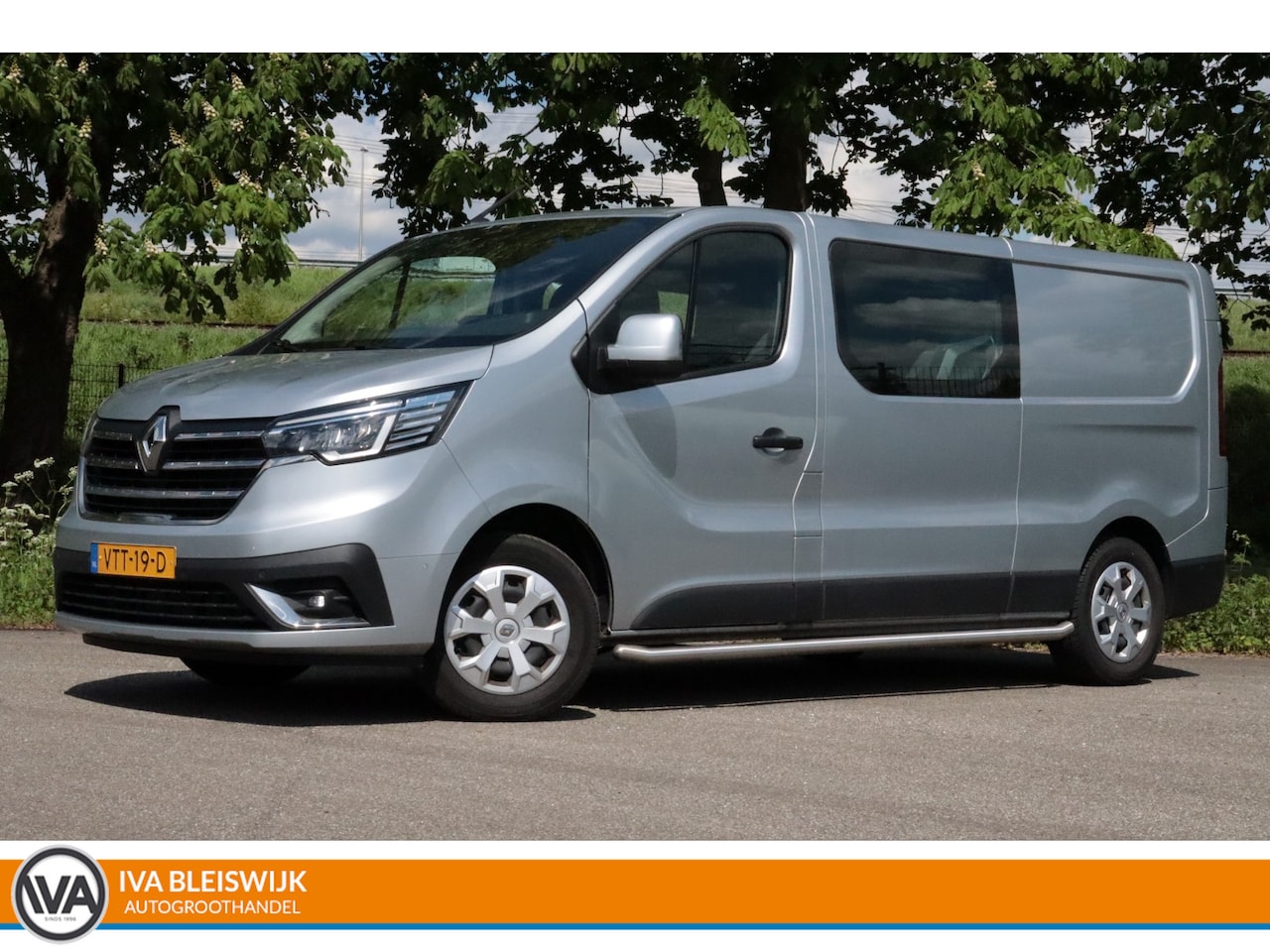 Renault Trafic - 2.0 dCi 130 T29 L2H1 Dubbel Cabine Work Edition | 6 PERS | NAVI | CAMERA | TREKHAAK | BETI - AutoWereld.nl