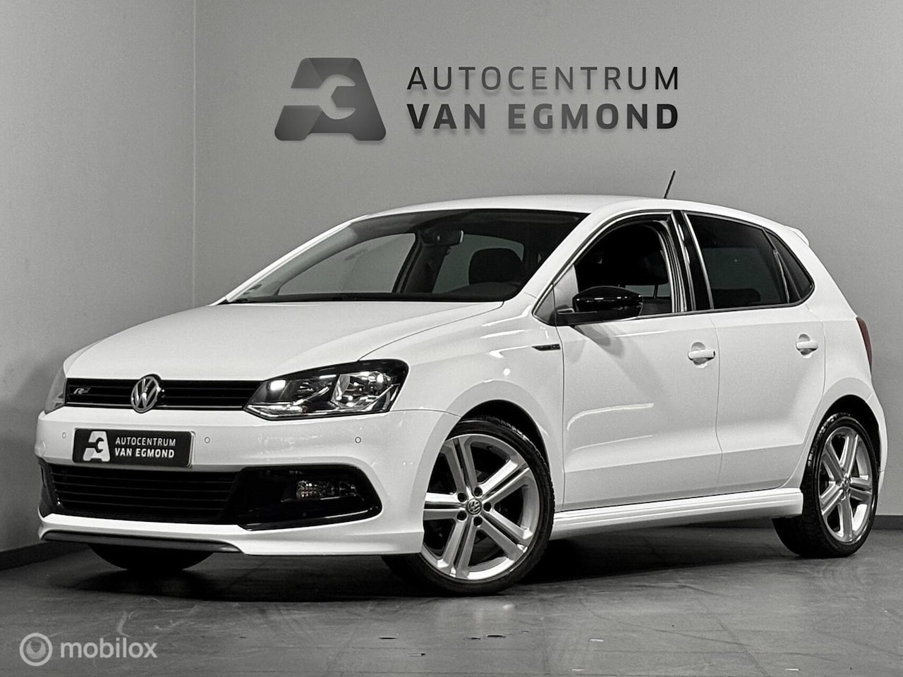 Volkswagen Polo - 1.2 TSI R-LINE | CRUISE | APP CNNCT | NAVI - AutoWereld.nl