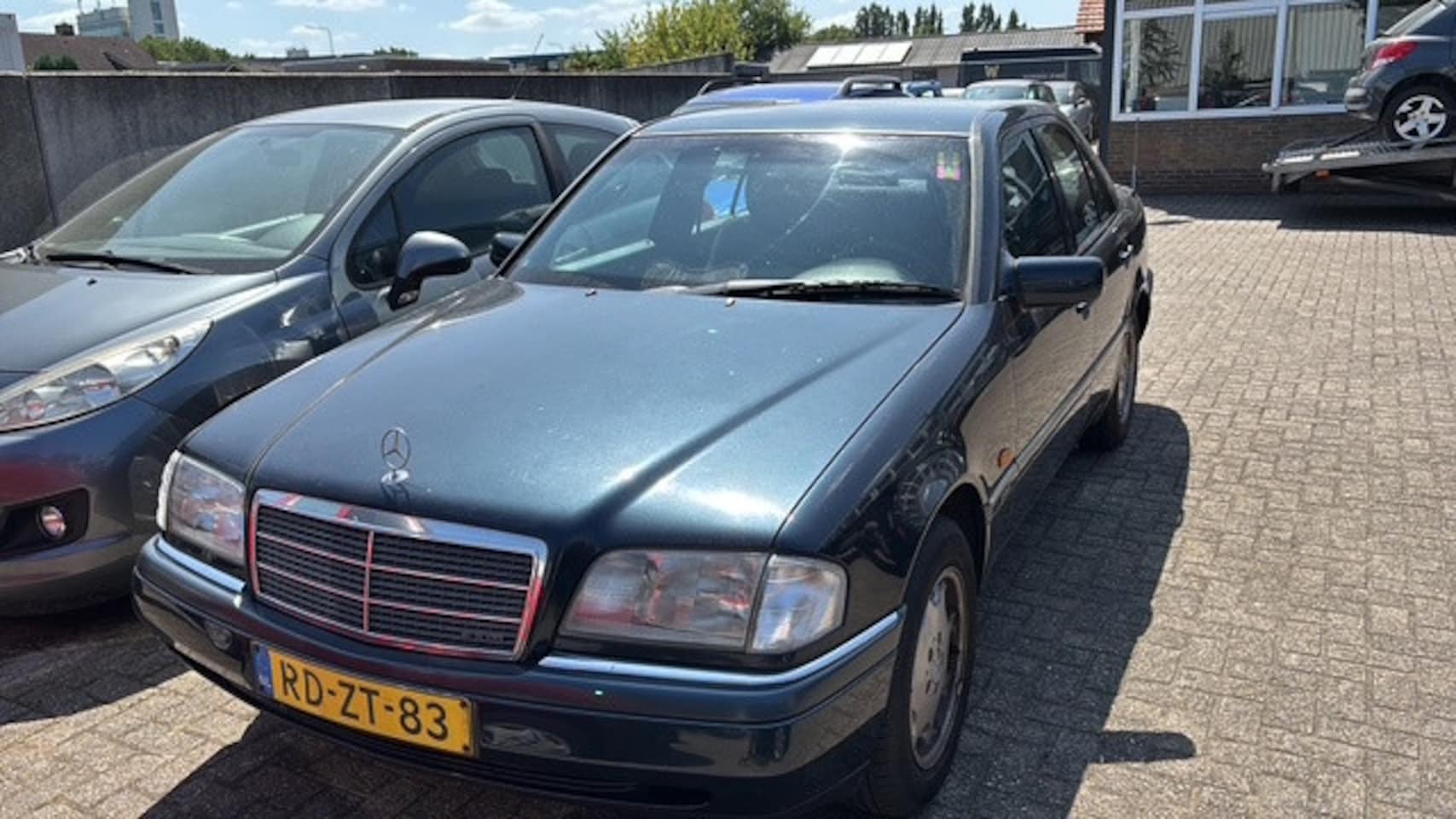 Mercedes-Benz C-klasse - 220 D Elegance //Airco - AutoWereld.nl