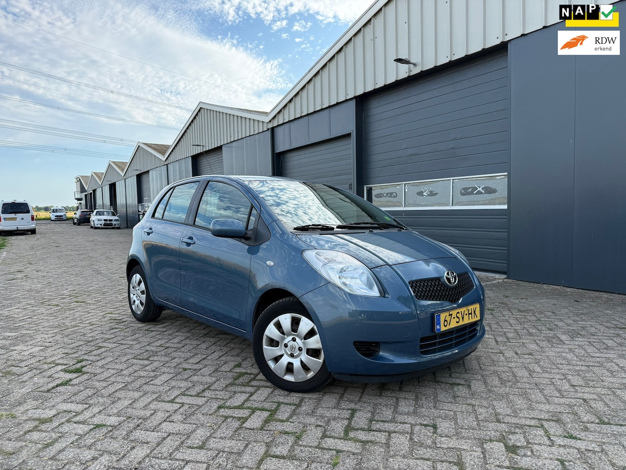 Toyota Yaris - 1.3 VVTi Sol 2e Eigenaar/Airco/Trekhaak - AutoWereld.nl