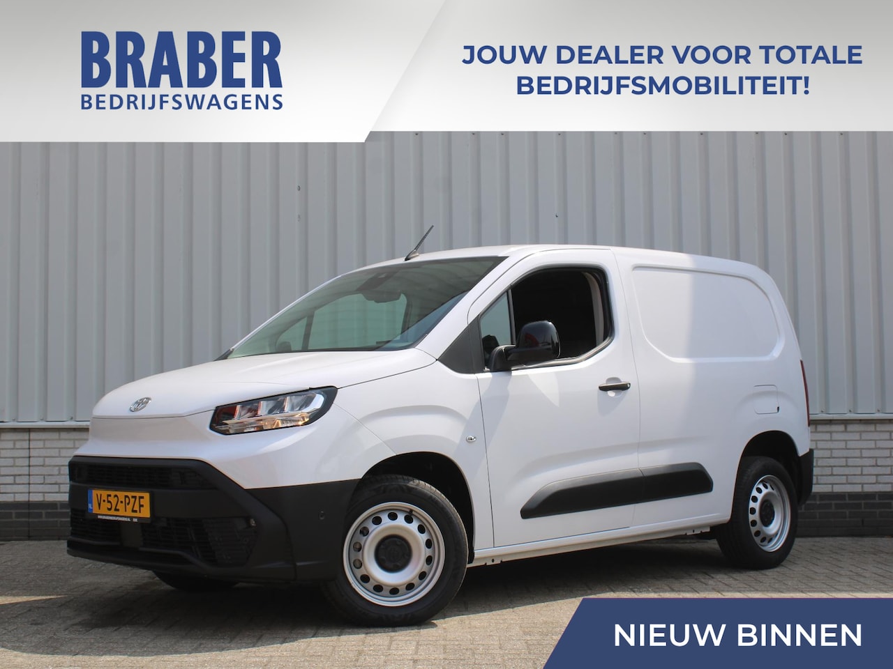 Toyota ProAce City - 1.5 D-4D L1 Professional | Automaat | 3-zits | Clima | Navi | Camera | Cruise | Dodehoek d - AutoWereld.nl